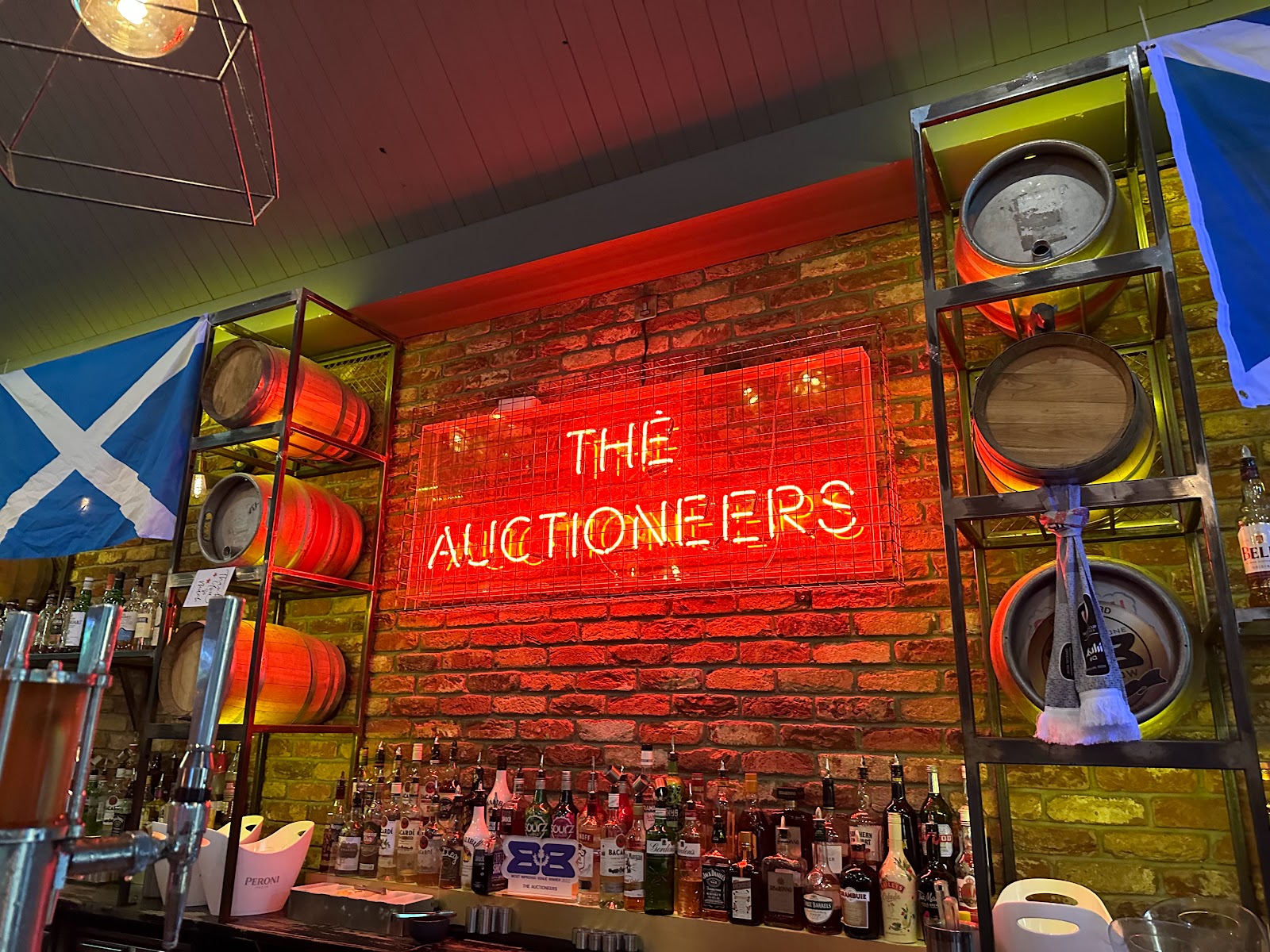 Auctioneers | Sports Bar in Glasgow