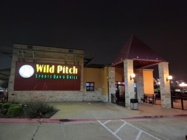 Wild Pitch Sports Bar & Grill | Sports Bar in Frisco
