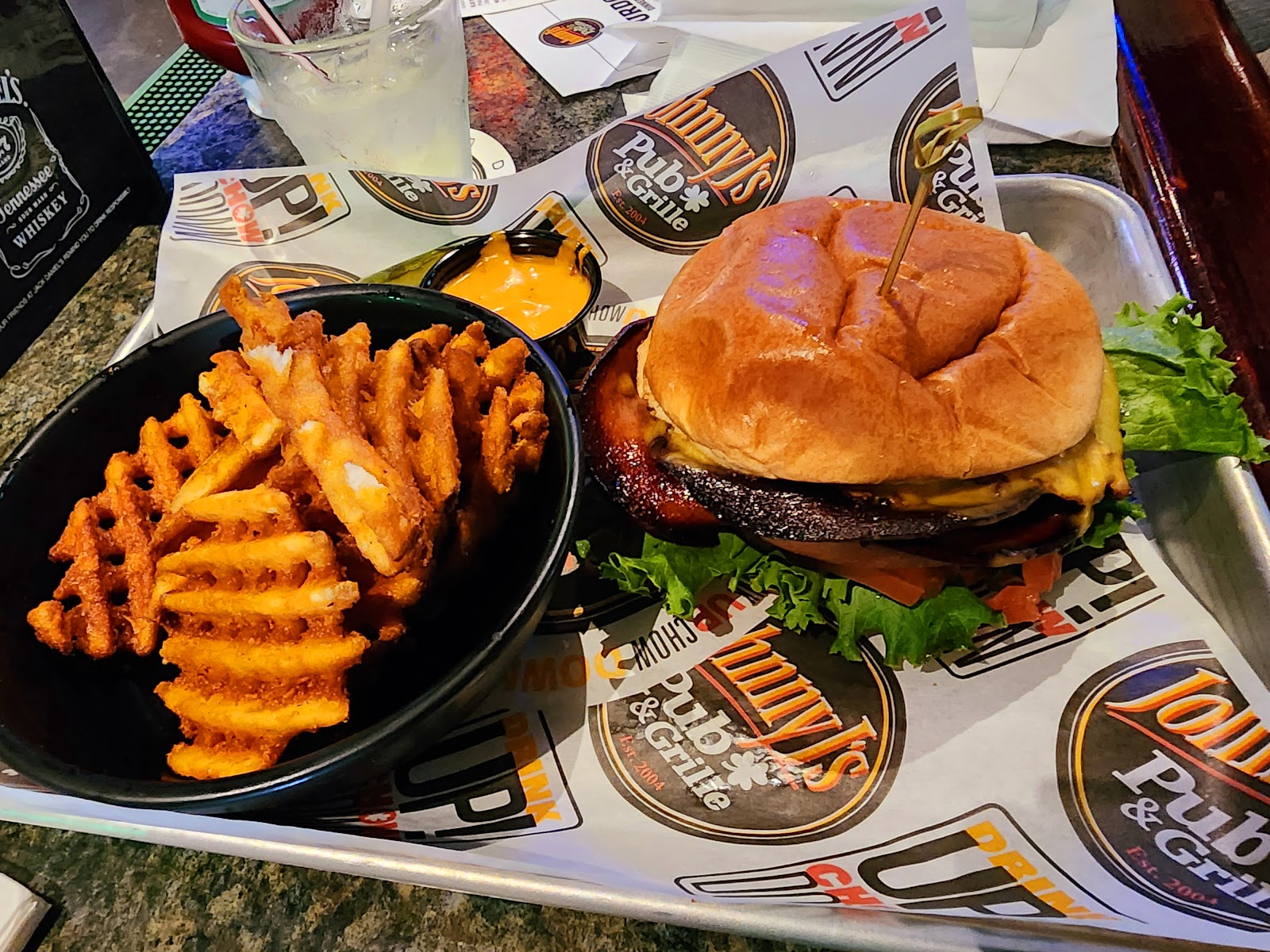 Johnny Js Pub & Grille @ Springfield | Sports Bar in Akron