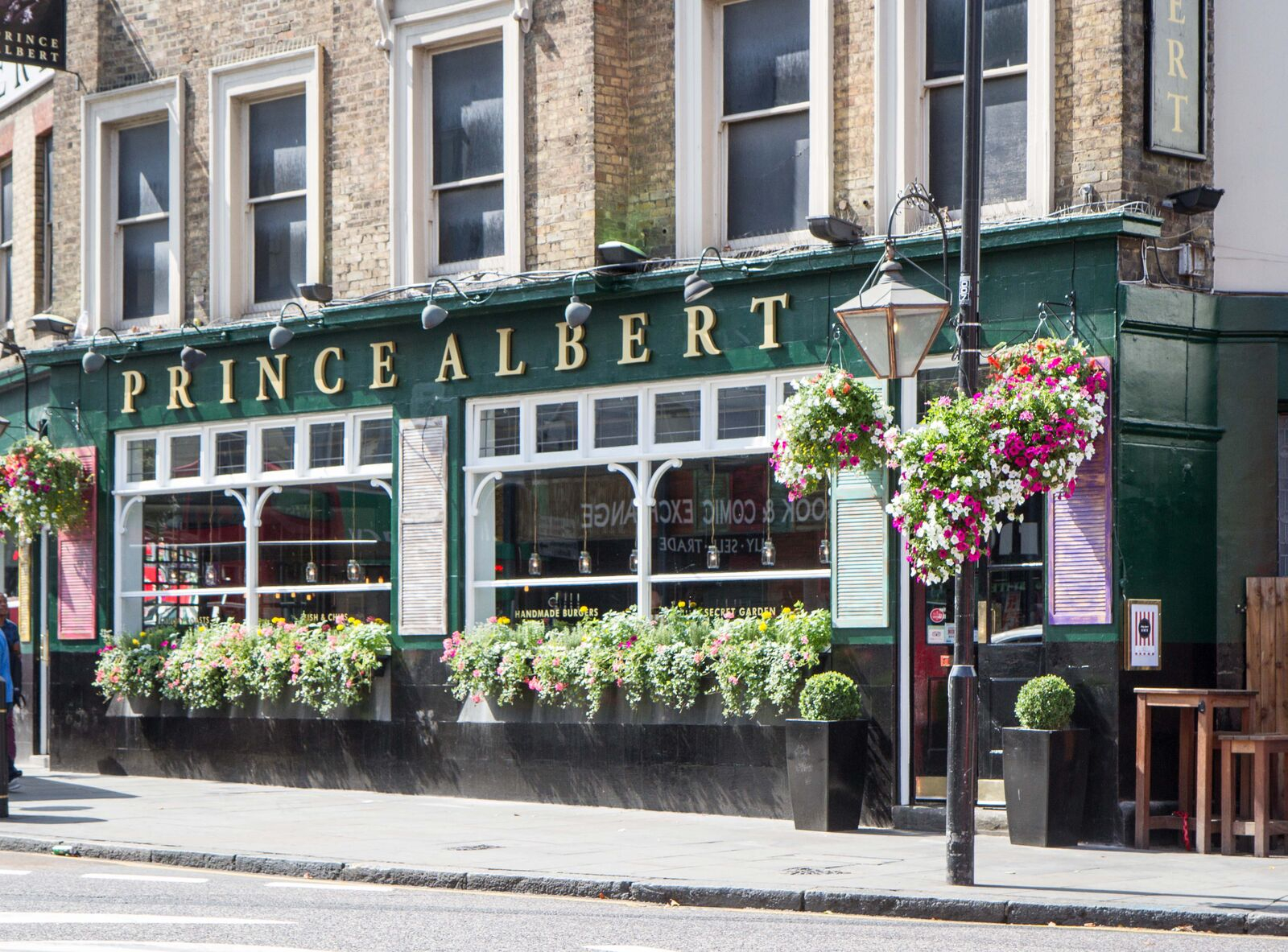 Prince Albert Notting Hill Gate in LONDON Reviews & Booking FANZO