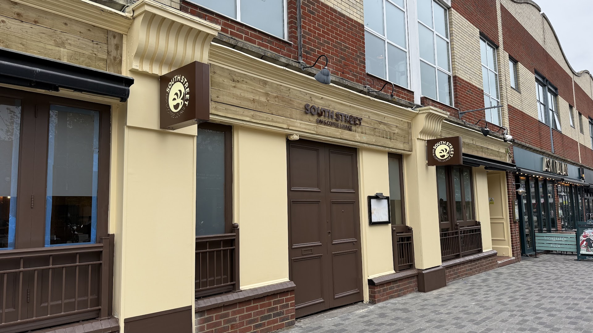 South Street Bar and Coffee Lounge | Sports Bar in Southend-on-sea