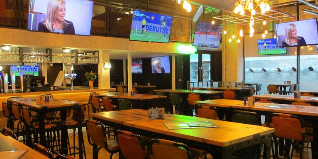 Sports Bar & Grill Canary Wharf sports pubs in Tower Hamlets FANZO