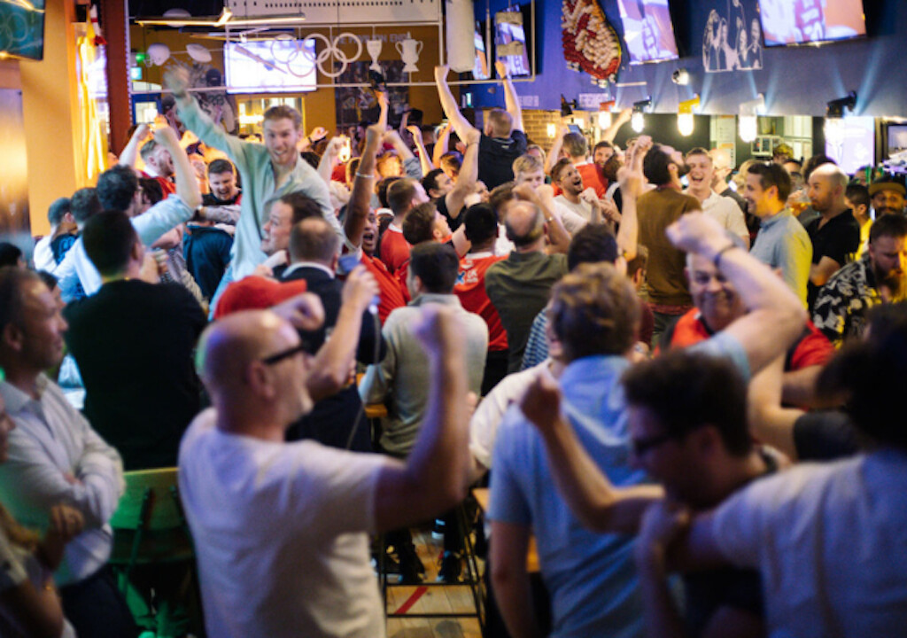 Sports Bar & Grill Canary Wharf in Tower Hamlets Reviews & Booking